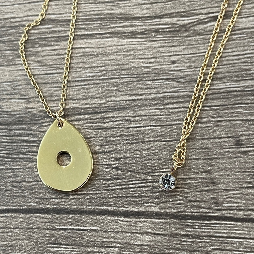 5th Avenue 2 Gold Necklaces